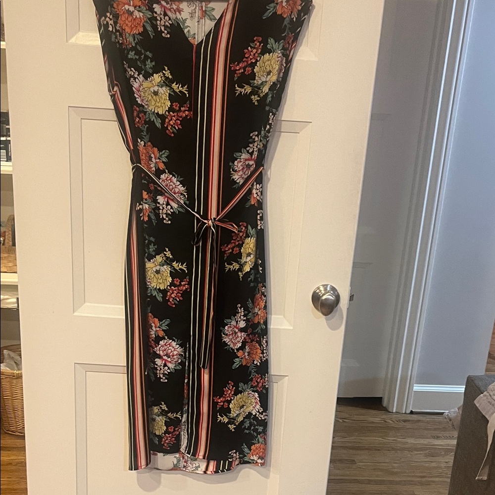 Floral V-Neck Midi Dress